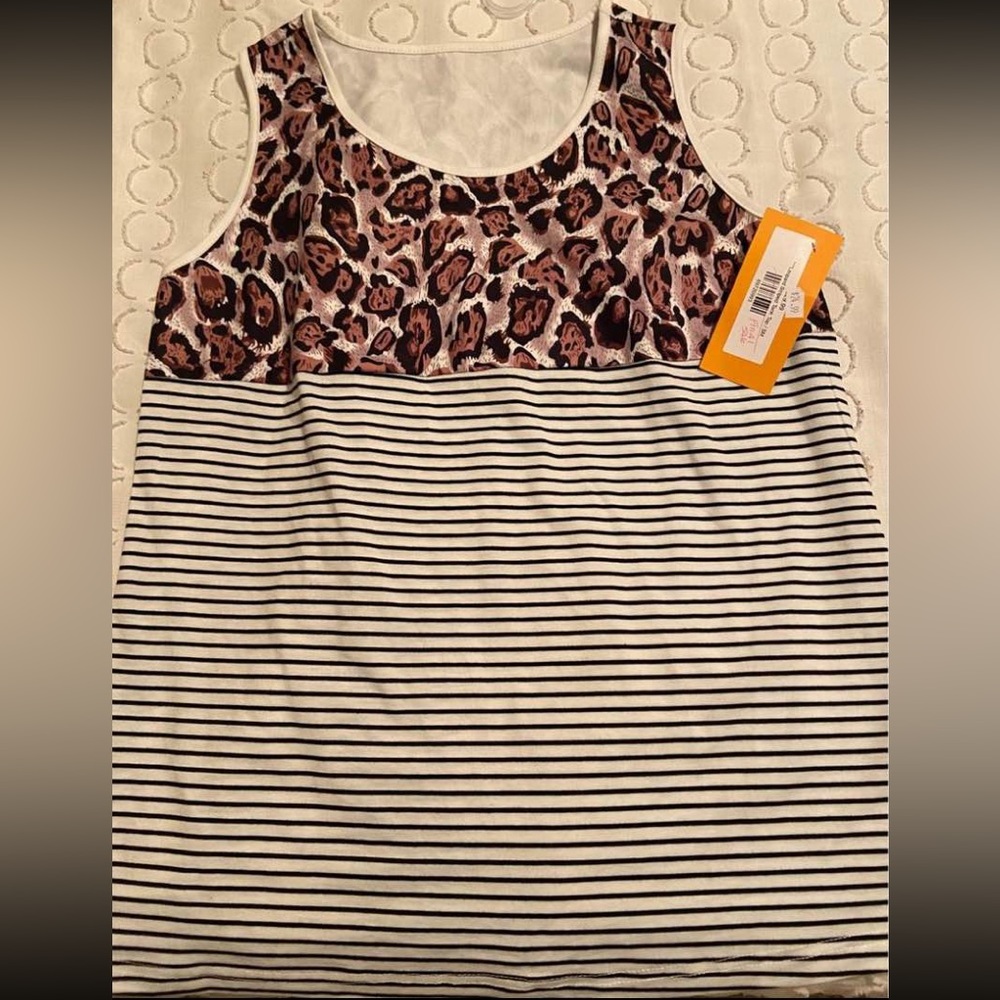 Small leopard and stripe tank